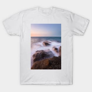 Waves and rocks shore long exposure photo T-Shirt